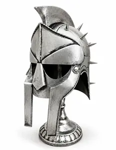 Metal Şövalye Miğferi Biblosu