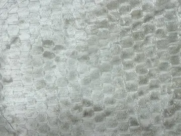 Kaymaz Tabanlı Kabartmalı Peluş Çok Amaçlı Örtü