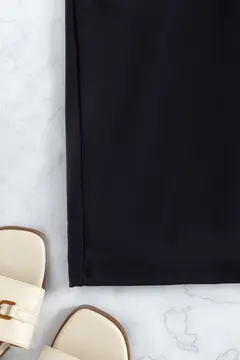 Kadın Siyah Önden Bağcıklı Deniz Şortu