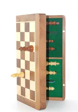 Mıknatıs Taşlı Ahşap Katlanabilir Kutulu Satranç Oyunu 35 Cm