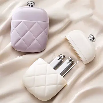 EZERE 4in1 Taşınabilir Tırnak Makası + Törpü + Kulak Kaşığı Bakım Seti