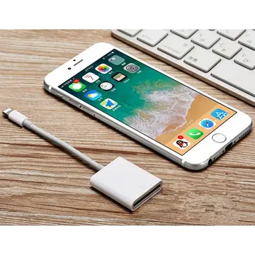 İPhone/İPad Lightning To SD Kart Hafıza Kart Adaptörü NK105