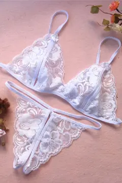 Beyaz Dantelli Fantazi Sütyen ve G-String Takımı TM2090