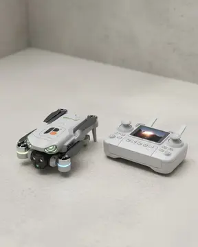 Tek Tuşla Kalkış İniş Özellikli Katlanabilir Drone